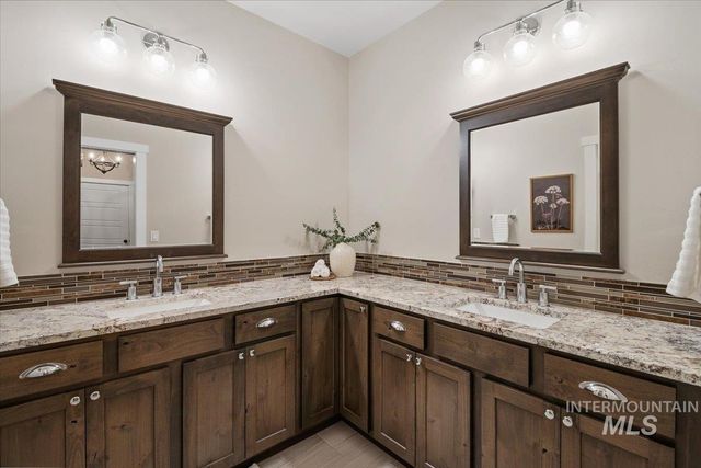 2291 Columbia Dr., Twin Falls, ID 83301