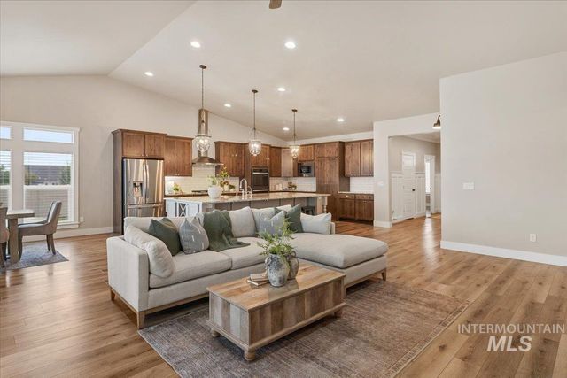 2291 Columbia Dr., Twin Falls, ID 83301