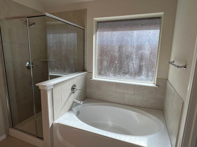 913 Beverly Drive, Cleburne, TX 76033