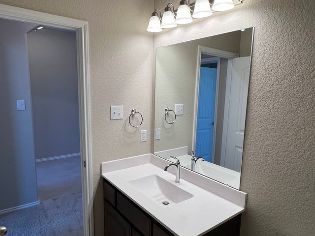 913 Beverly Drive, Cleburne, TX 76033