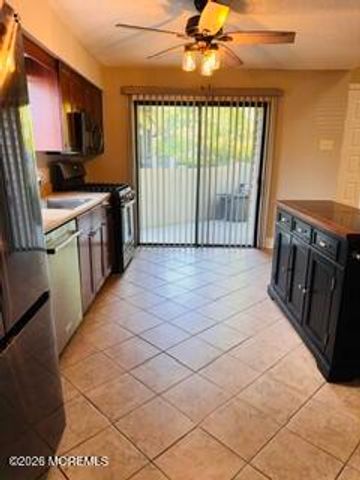 109 Cotswold Circle 2, Ocean Twp, NJ 07712