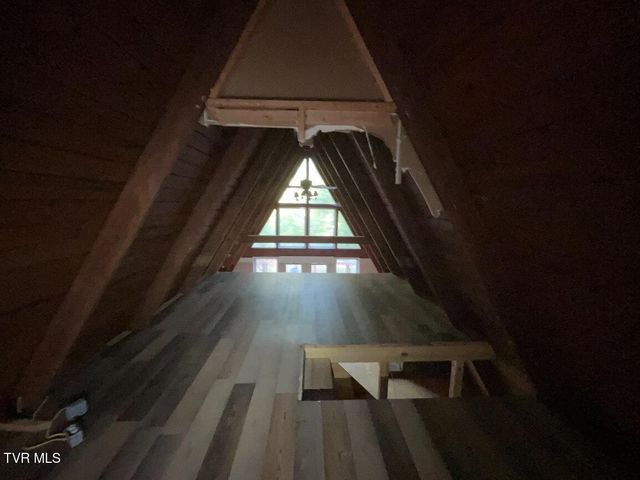 190 Golf Course Road, Rogersville, TN 37857