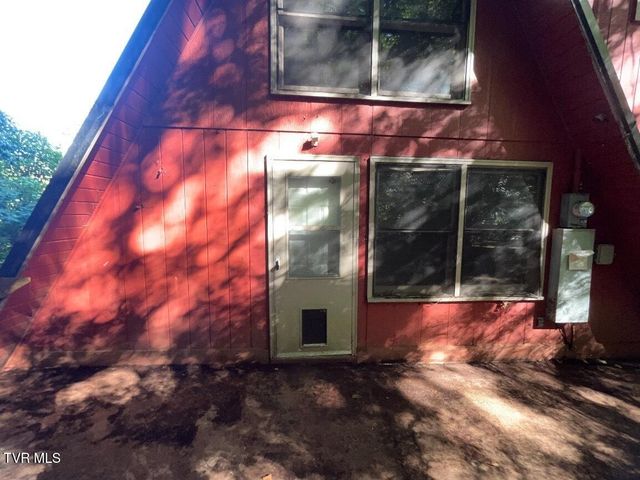 190 Golf Course Road, Rogersville, TN 37857