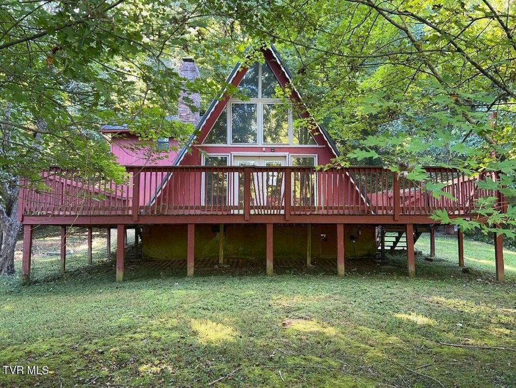 190 Golf Course Road, Rogersville, TN 37857