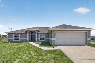 409 NE 25th TER, Cape Coral, FL 33909