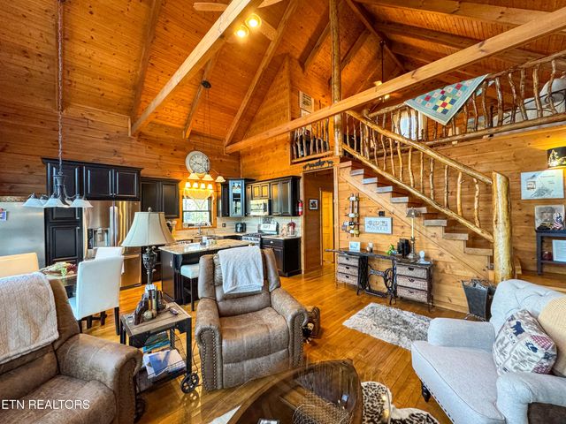 390 John J Smith Rd, Oneida, TN 37841