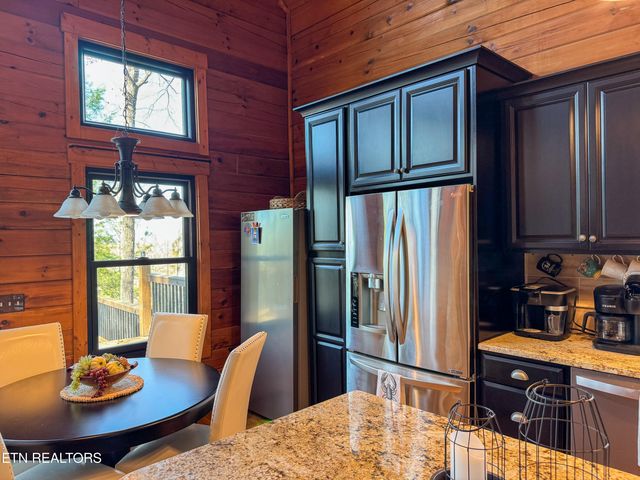 390 John J Smith Rd, Oneida, TN 37841