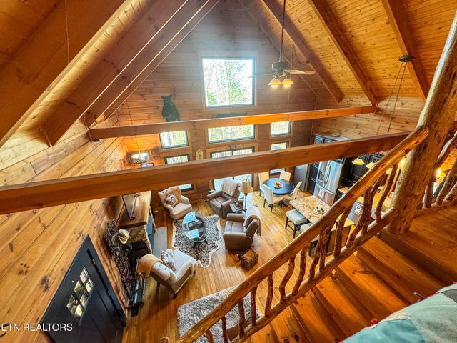 390 John J Smith Rd, Oneida, TN 37841