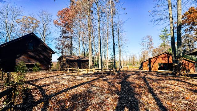 390 John J Smith Rd, Oneida, TN 37841