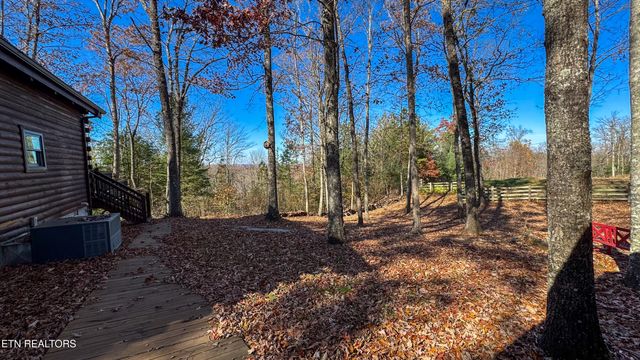 390 John J Smith Rd, Oneida, TN 37841