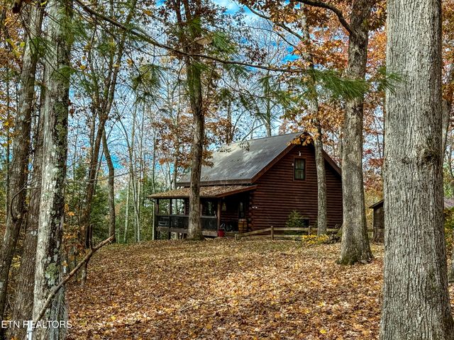 390 John J Smith Rd, Oneida, TN 37841