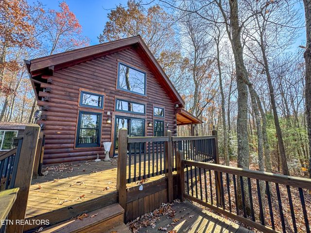 390 John J Smith Rd, Oneida, TN 37841