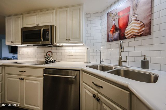17404 N 99TH Avenue 228, Sun City, AZ 85373