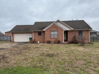 445 DACUS DR, Munford, TN 38058