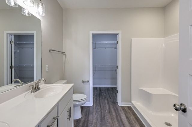 21 Bartow St, Decherd, TN 37324