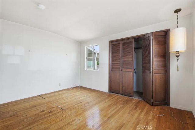 9610 Natick, North Hills, CA 91343