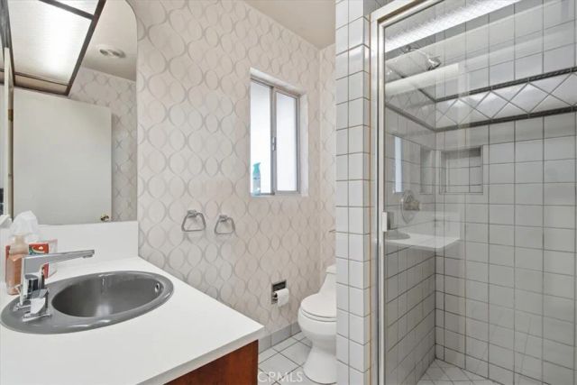 9610 Natick, North Hills, CA 91343
