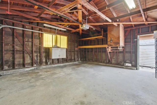 9610 Natick, North Hills, CA 91343