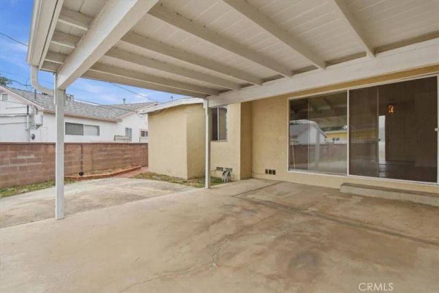 9610 Natick, North Hills, CA 91343