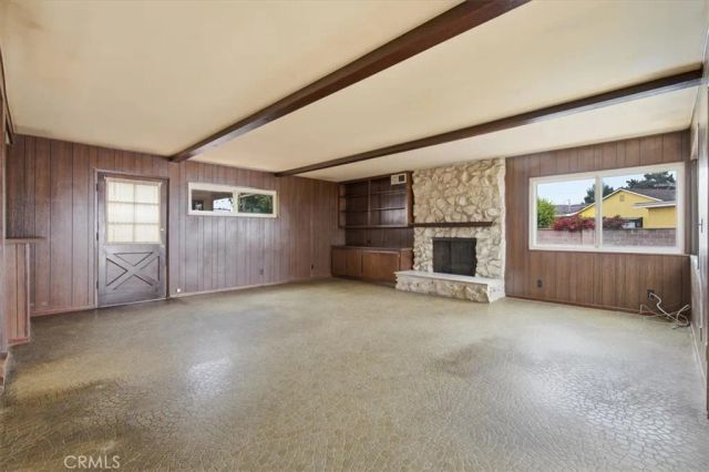 9610 Natick, North Hills, CA 91343