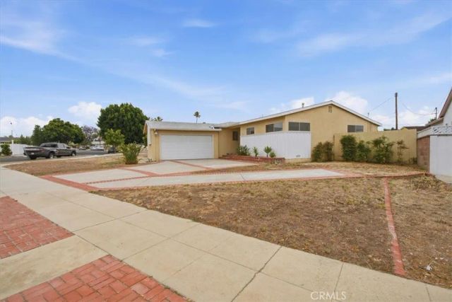 9610 Natick, North Hills, CA 91343