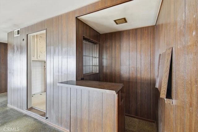 9610 Natick, North Hills, CA 91343