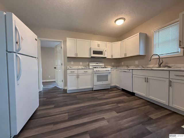 1834 N 27 Street, Lincoln, NE 68503