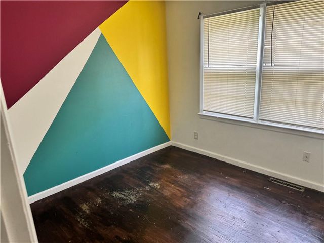 9810 Bennington Avenue, Kansas City, MO 64134