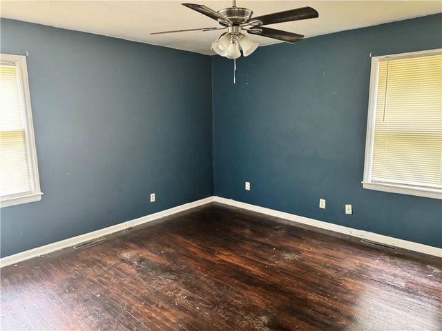 9810 Bennington Avenue, Kansas City, MO 64134