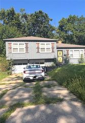 9810 Bennington Avenue, Kansas City, MO 64134