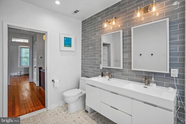 626 D ST NE, Washington, DC 20002