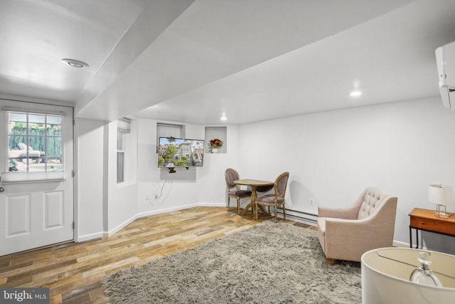 626 D ST NE, Washington, DC 20002