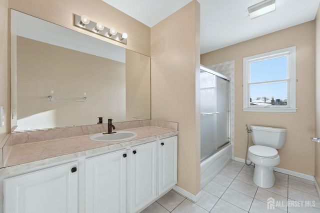 1484 Osage Road, North Brunswick, NJ 08902