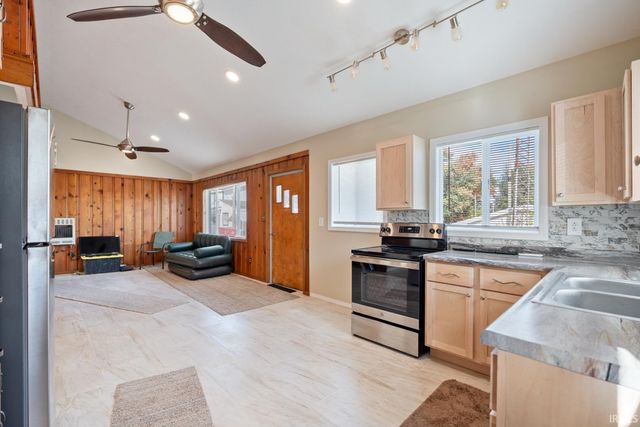 8727 S Hill Drive, Silver Lake, IN 46982