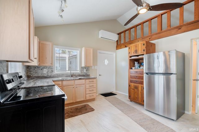 8727 S Hill Drive, Silver Lake, IN 46982