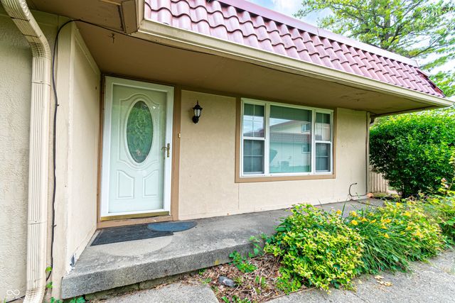 8345 Paso Del Norte Court, Indianapolis, IN 46227