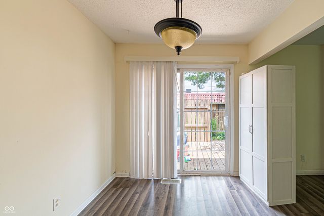 8345 Paso Del Norte Court, Indianapolis, IN 46227