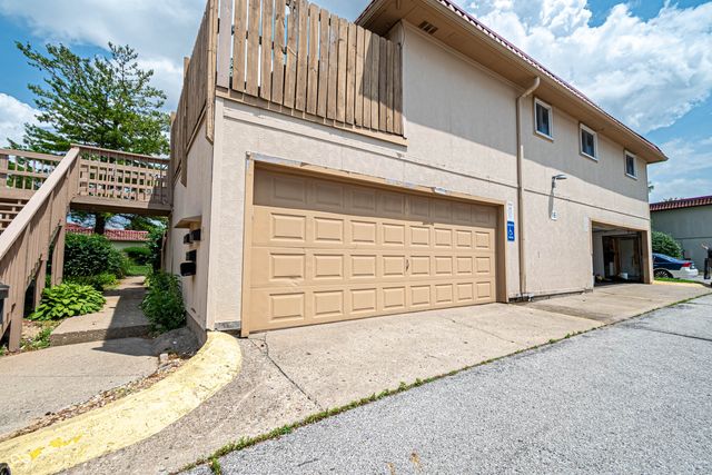 8345 Paso Del Norte Court, Indianapolis, IN 46227