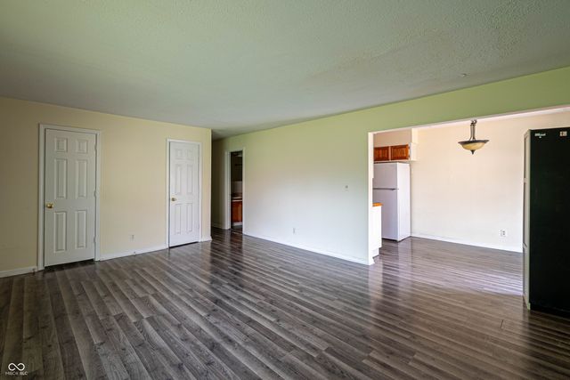 8345 Paso Del Norte Court, Indianapolis, IN 46227