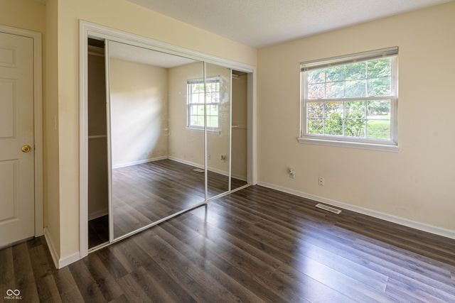 8345 Paso Del Norte Court, Indianapolis, IN 46227