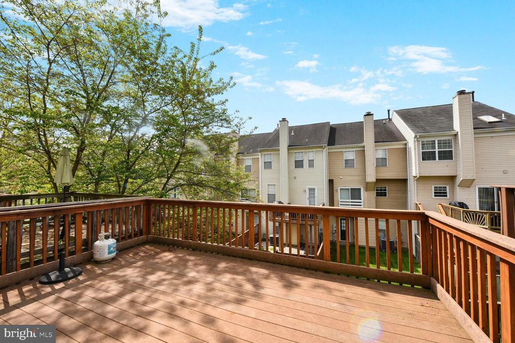 14215 BEDDINGFIELD WAY, Centreville, VA 20121