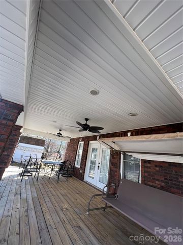 129 Twin Bluff Trail, Mount Gilead, NC 27306