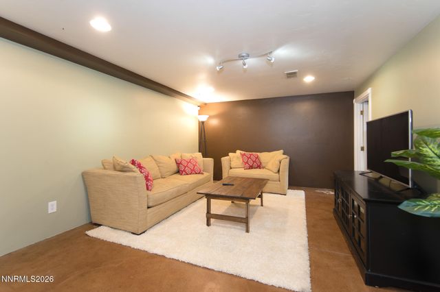 1025 Locust Street, Reno, NV 89502