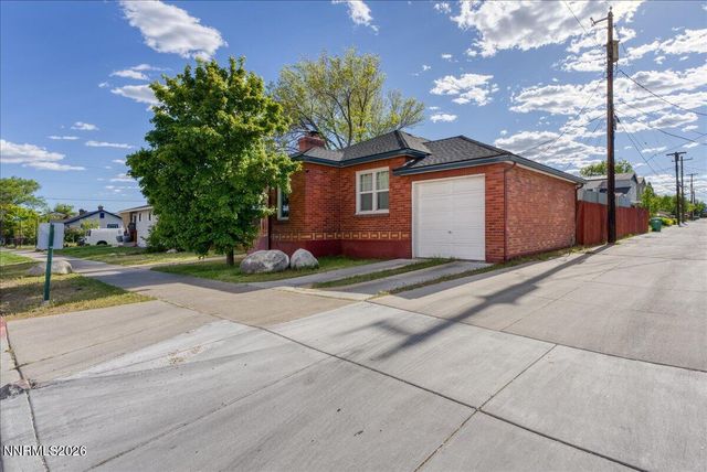 1025 Locust Street, Reno, NV 89502