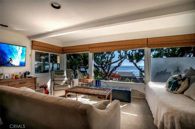 709 Gaviota Drive, Laguna Beach, CA 92651