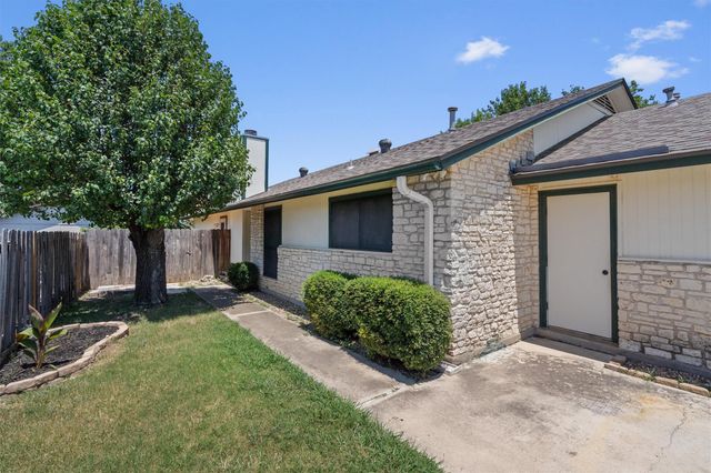 621 Luther DR A, Georgetown, TX 78628