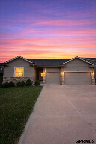 2446 N 191 Avenue, Omaha, NE 68022