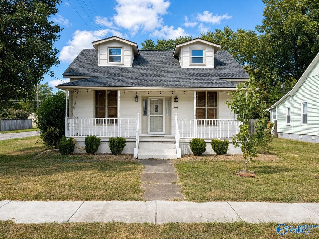 801 NE Stevens Avenue, Huntsville, AL 35801