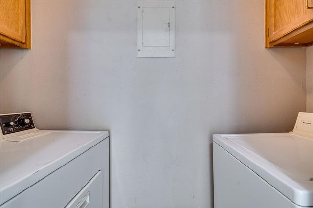 1406 Windsor RD 201, Austin, TX 78703