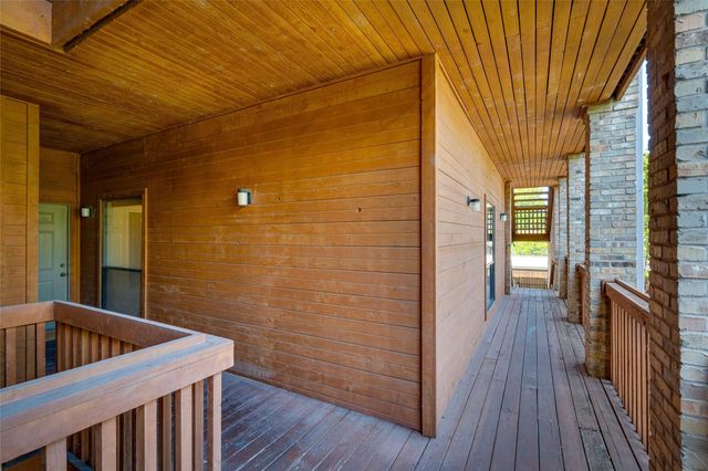 1406 Windsor RD 201, Austin, TX 78703